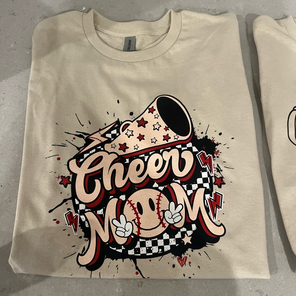 CHEER MOM SHIRT- BEIGE